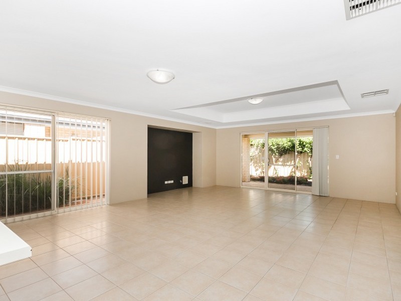 40 Claridge Circle, Thornlie WA 6108