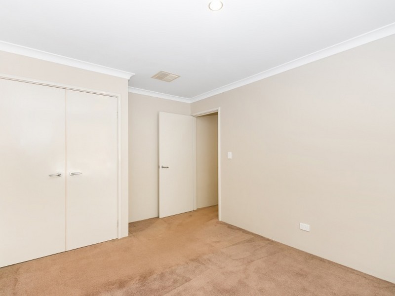 40 Claridge Circle, Thornlie WA 6108