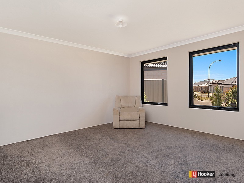 69 Villatella Gardens, Piara Waters WA 6112