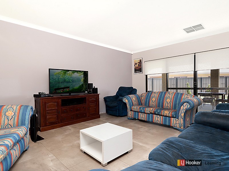 69 Villatella Gardens, Piara Waters WA 6112