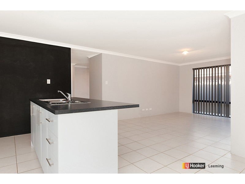 5 Frigate Place, Southern River WA 6110