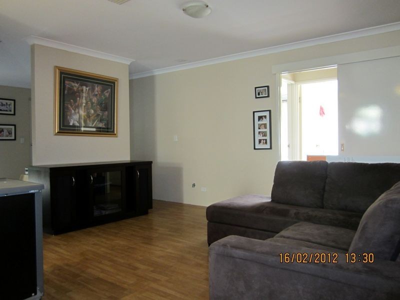 63 Folland Parade, Atwell WA 6164