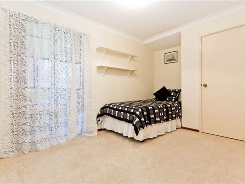 30 McKivett Crescent, Leeming WA 6149