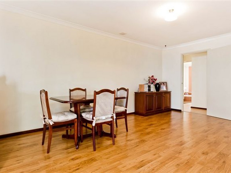 30 McKivett Crescent, Leeming WA 6149
