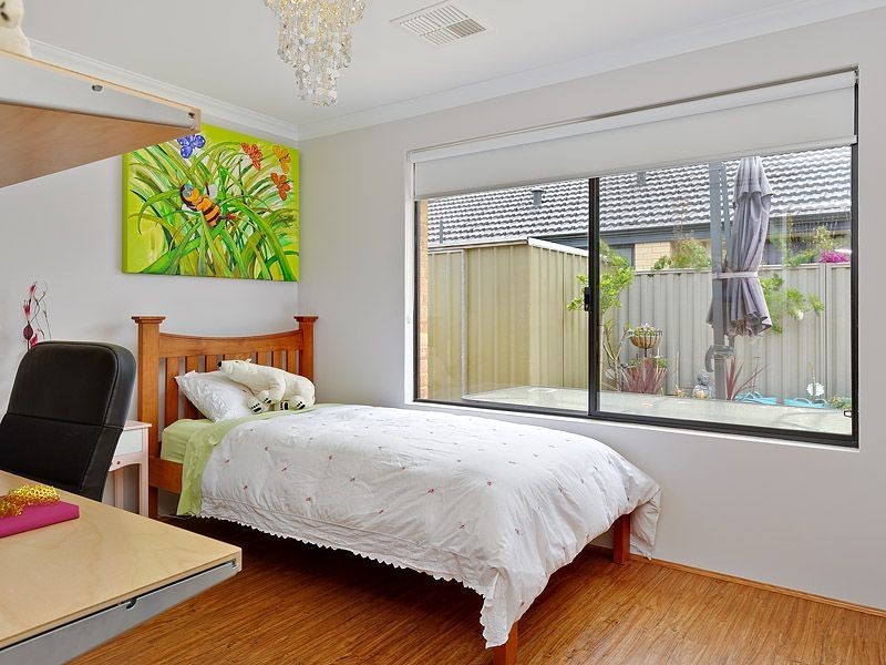 50 Archdale Loop, Piara Waters WA 6112
