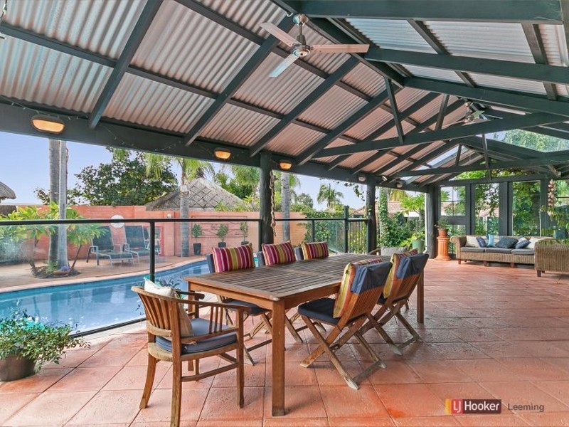 25 Sellen Court, Leeming WA 6149