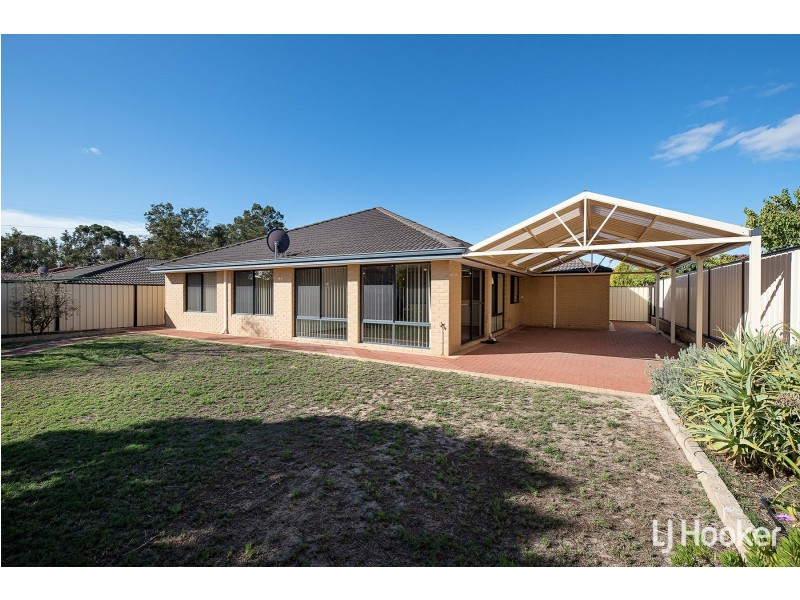 11 Koojarra Rise, South Lake WA 6164