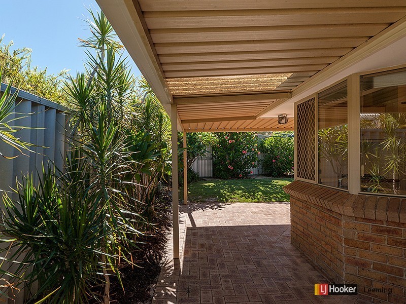 9 Howlett Place, Leeming WA 6149