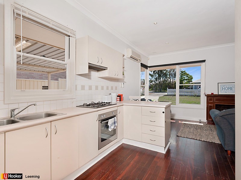 7 Leontes Way, Coolbellup WA 6163