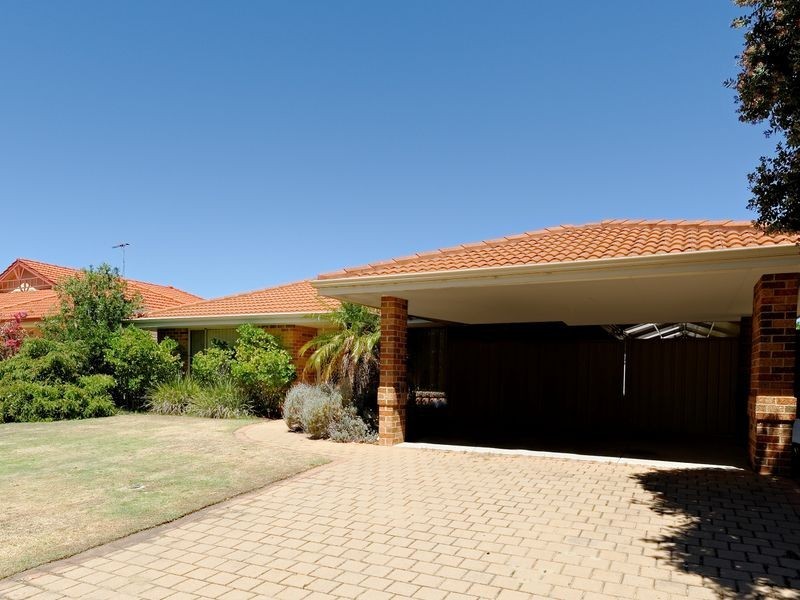 26 Kanani Drive, Canning Vale WA 6155