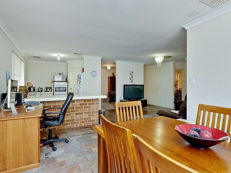 26 Kanani Drive, Canning Vale WA 6155