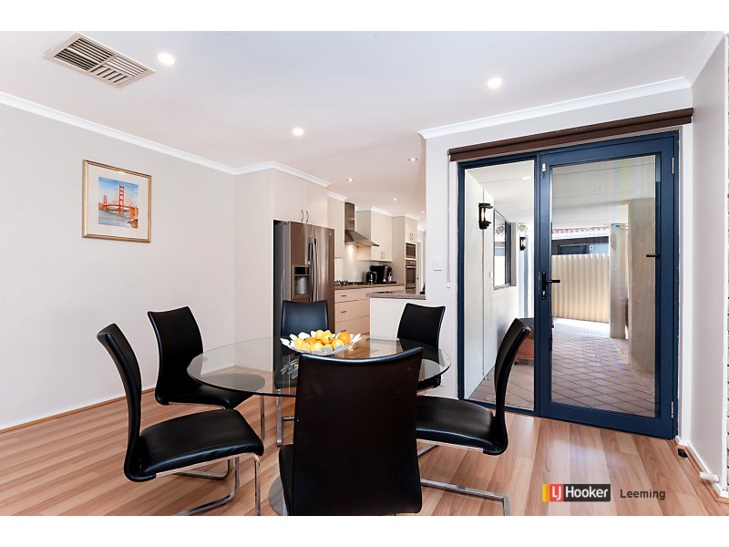 11 Gariver Street, Leeming WA 6149