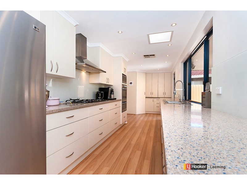 11 Gariver Street, Leeming WA 6149