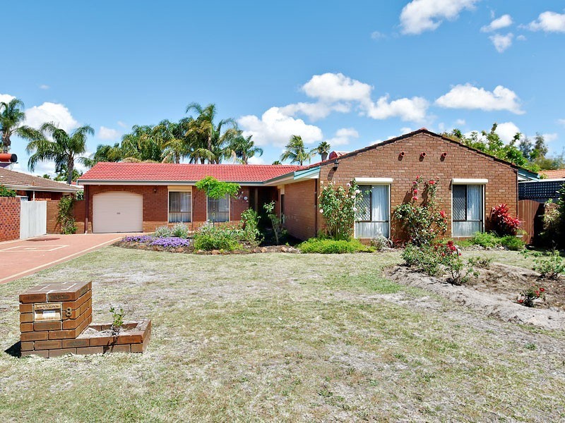 8 Rolland Court, Leeming WA 6149