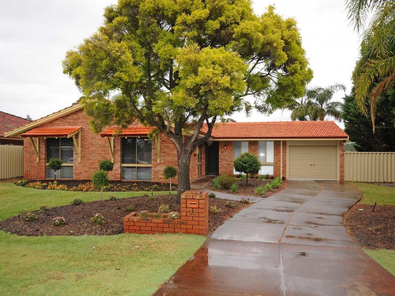 22 Hartfield Crescent, Leeming WA 6149