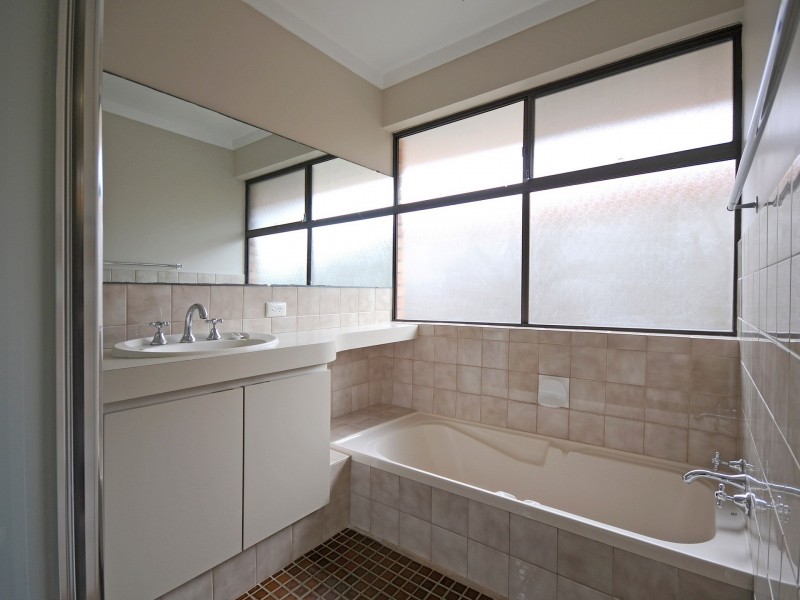 22 Hartfield Crescent, Leeming WA 6149