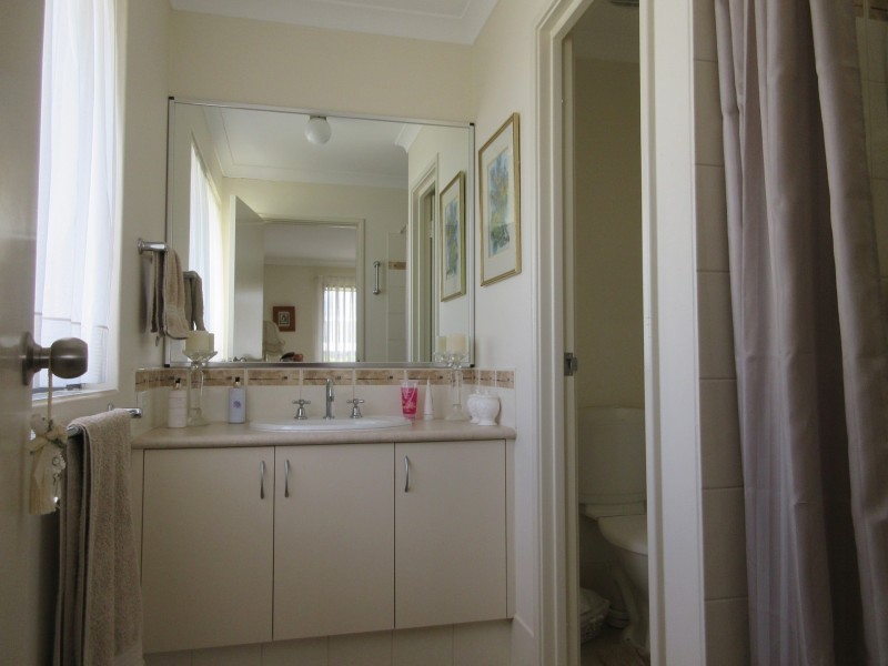 7 Benmore Rise, Success WA 6164