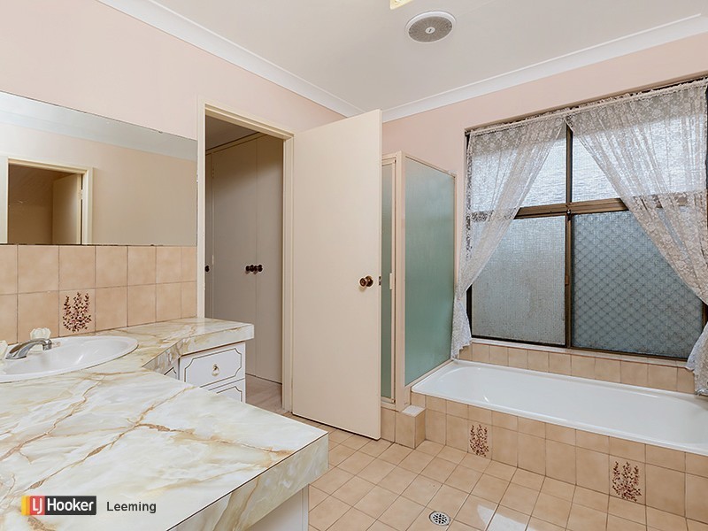 10 Nolt Court, Leeming WA 6149