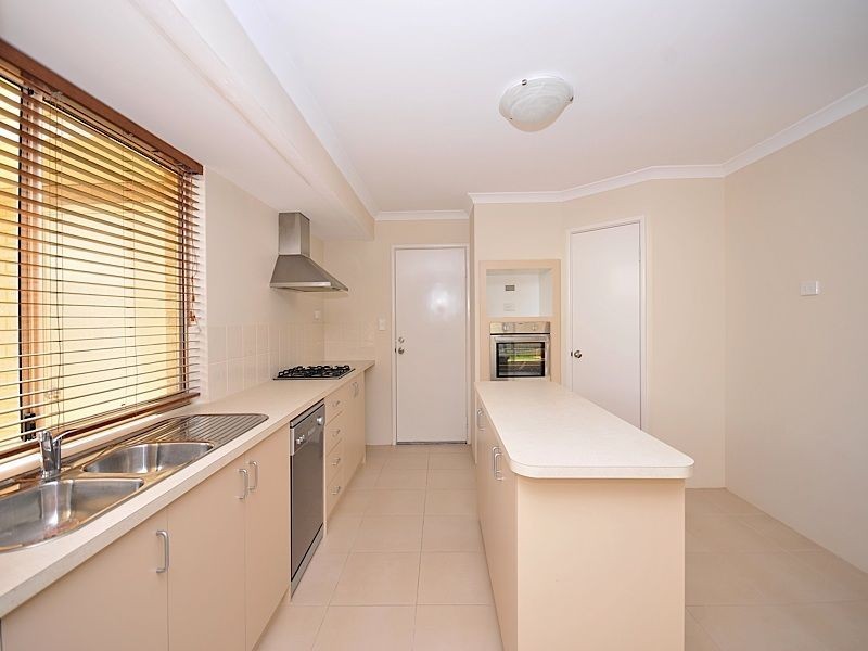 2a Classon Gardens, Leeming WA 6149