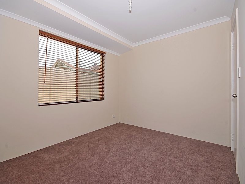 2a Classon Gardens, Leeming WA 6149