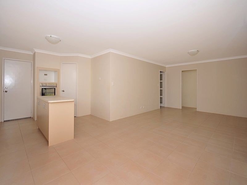 2a Classon Gardens, Leeming WA 6149