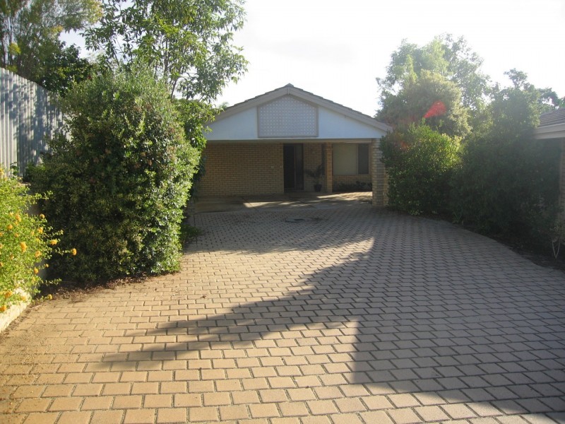6B Abbott Court, Leeming WA 6149