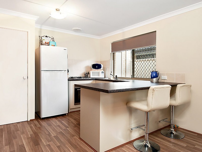 32 Flynn Street, Canning Vale WA 6155