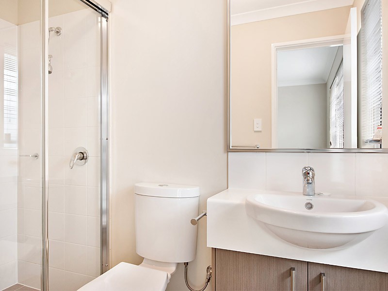 4/3 Firbank Road, Beeliar WA 6164