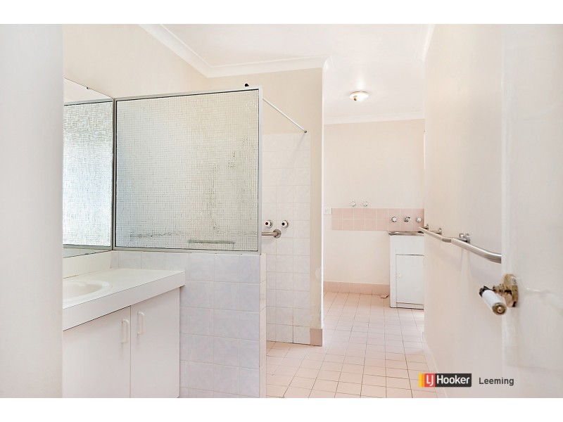 3/24 Southdown Place, Thornlie WA 6108