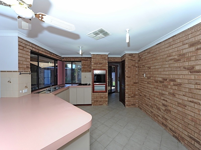 2 Musgrave Court, Willetton WA 6155