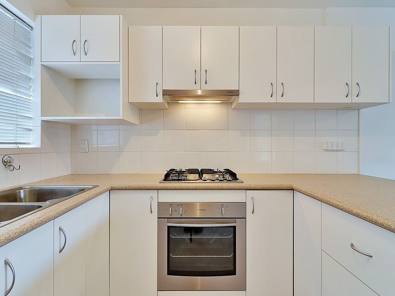 6/1055 Albany Highway, St James WA 6102