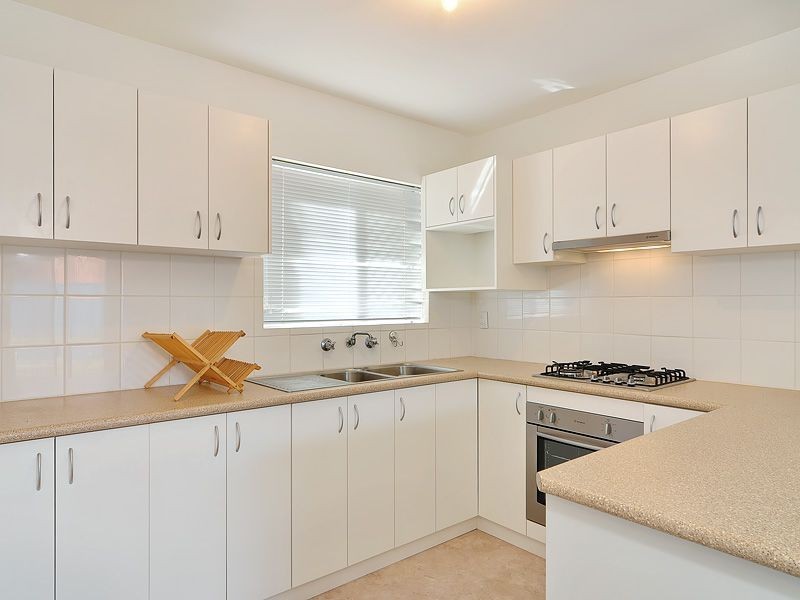 6/1055 Albany Highway, St James WA 6102