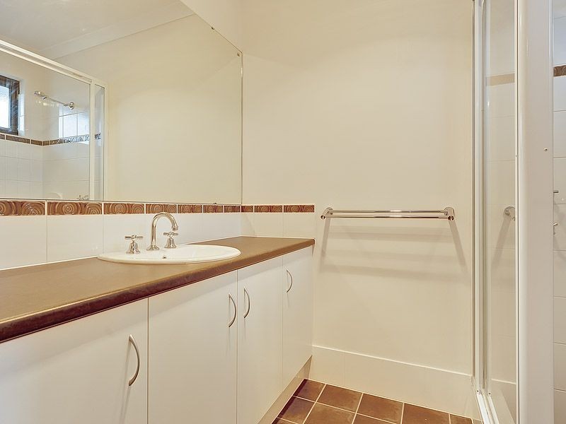 10 Trinity Close, Canning Vale WA 6155