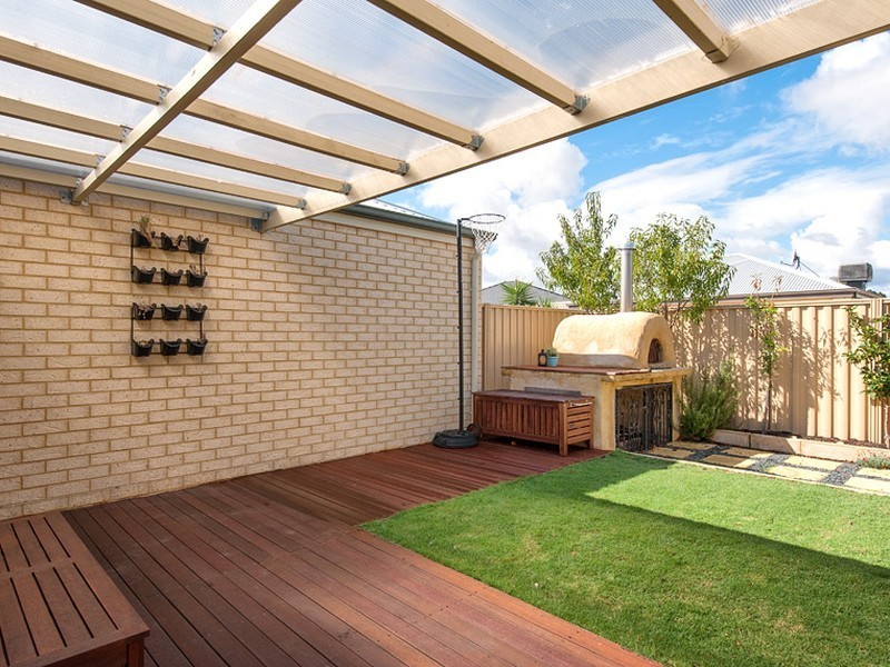 6 Ballawarra Avenue, Byford WA 6122