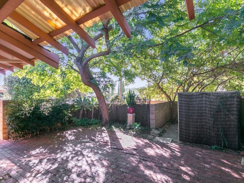 1/22 Cleopatra Street, Palmyra WA 6157