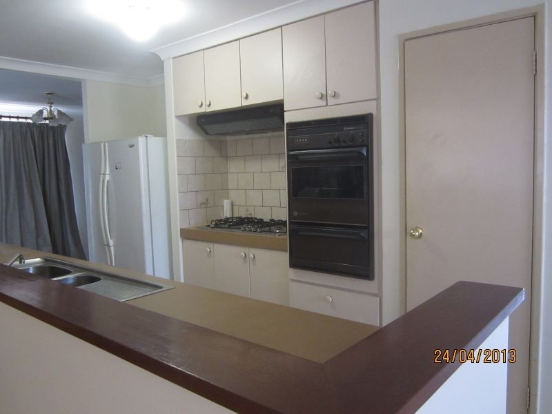 21 Nagambie Close, South Lake WA 6164