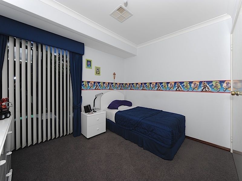 56 Calley Drive, Leeming WA 6149