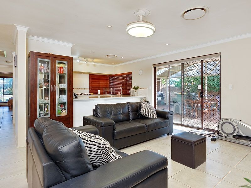 2 Hornet Rise, Willetton WA 6155