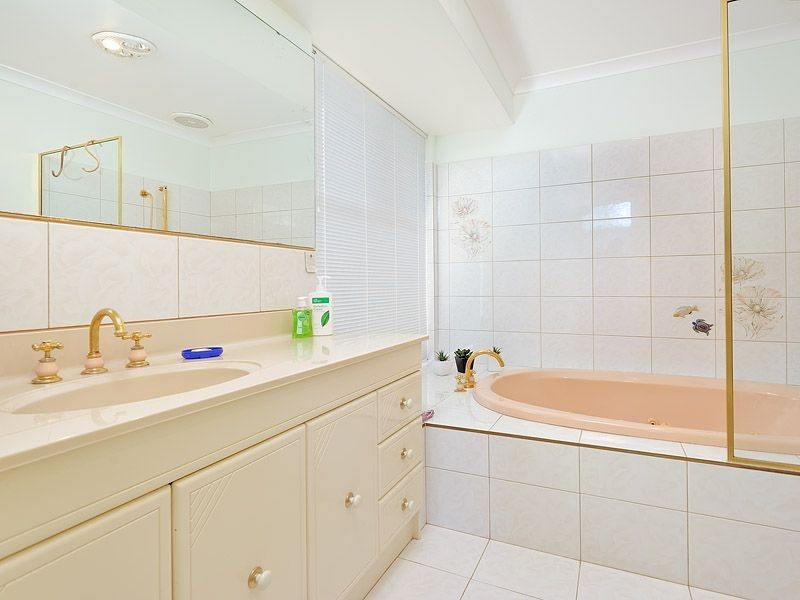 10 Tree Haven Vista, Leeming WA 6149