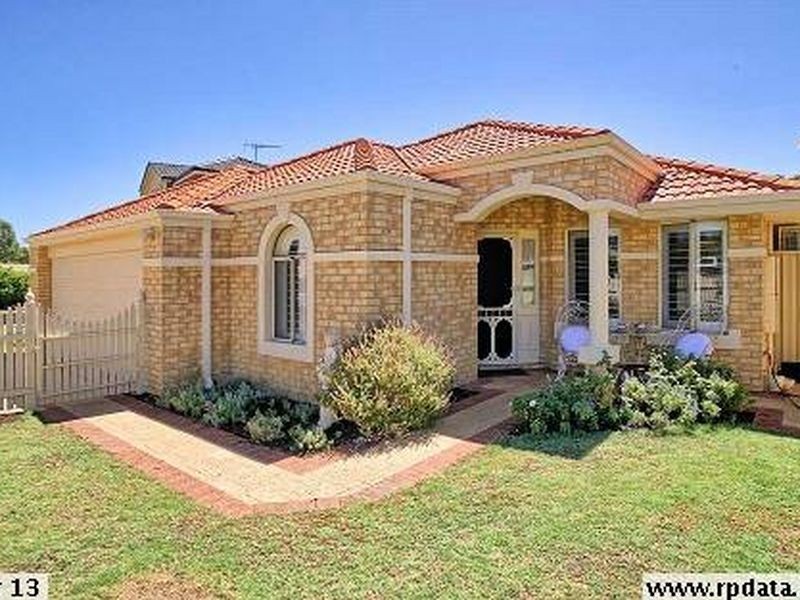 212 Glen Iris Drive, Jandakot WA 6164
