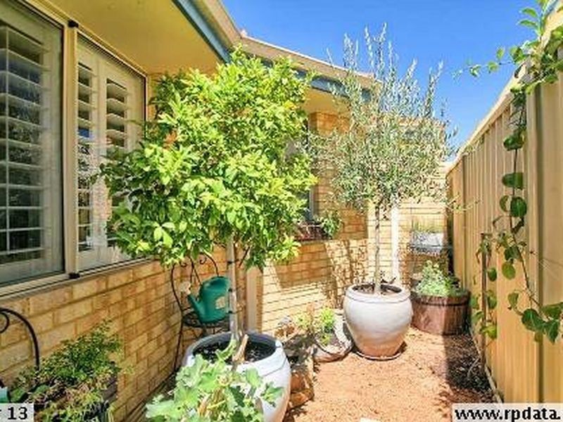 212 Glen Iris Drive, Jandakot WA 6164