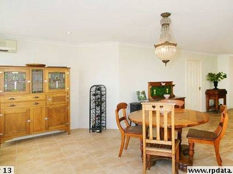 212 Glen Iris Drive, Jandakot WA 6164