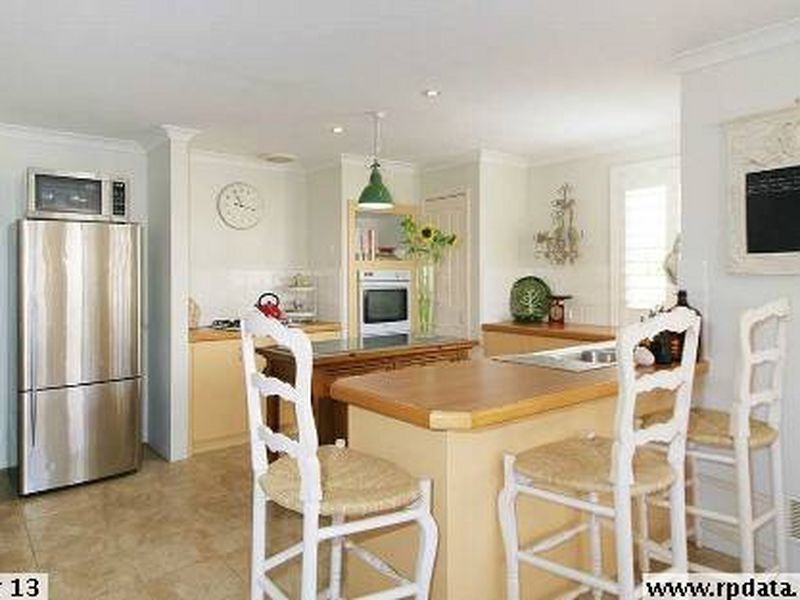 212 Glen Iris Drive, Jandakot WA 6164