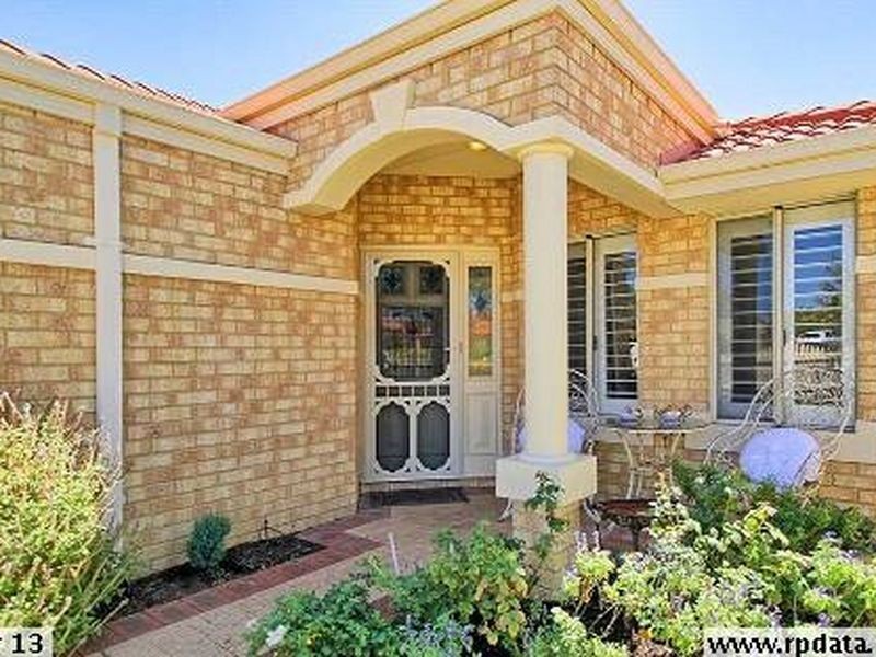 212 Glen Iris Drive, Jandakot WA 6164