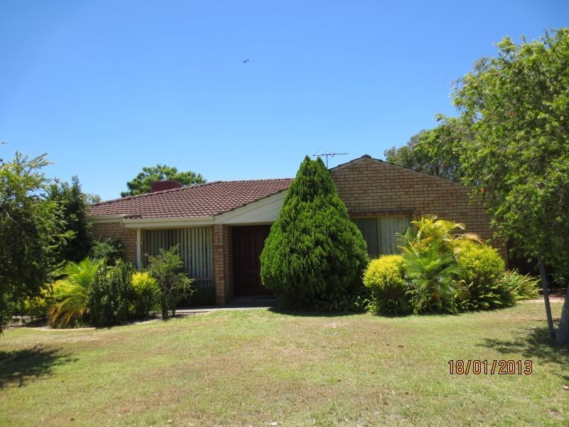 5 Burnby Cross, Leeming WA 6149