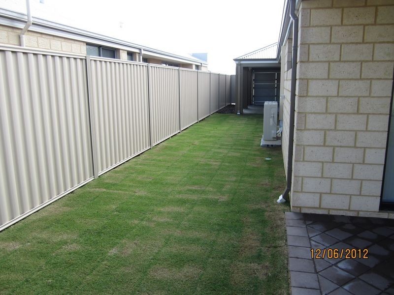 42 Sorrento Turn, Secret Harbour WA 6173