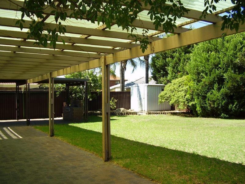 6 Bennett Court, Leeming WA 6149