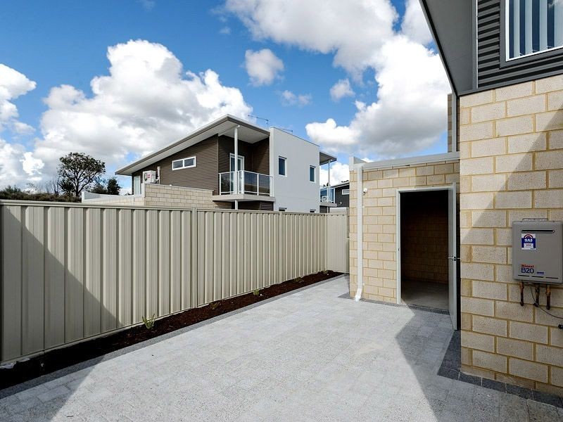 40 Dewsbury Drive, Bertram WA 6167