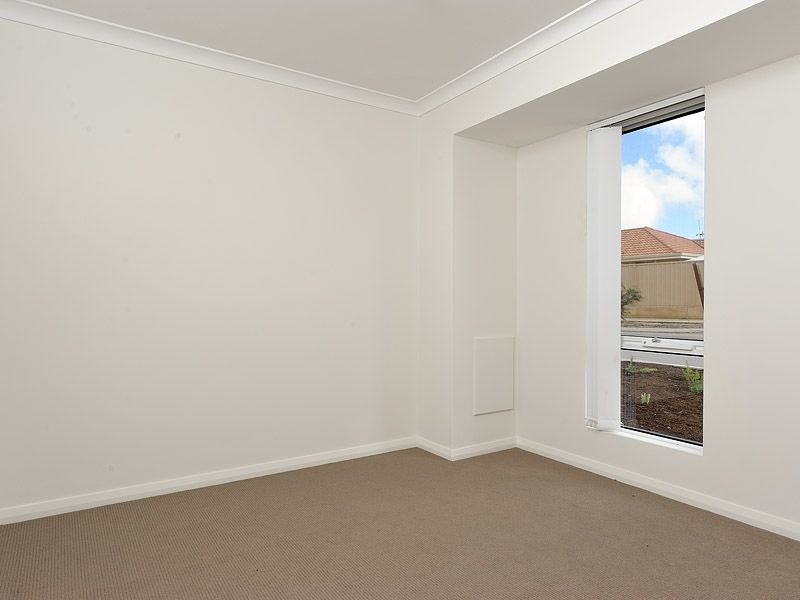 40 Dewsbury Drive, Bertram WA 6167