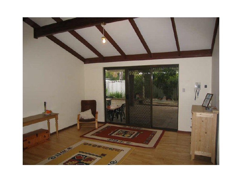 32 Marlene Way, Bibra Lake WA 6163